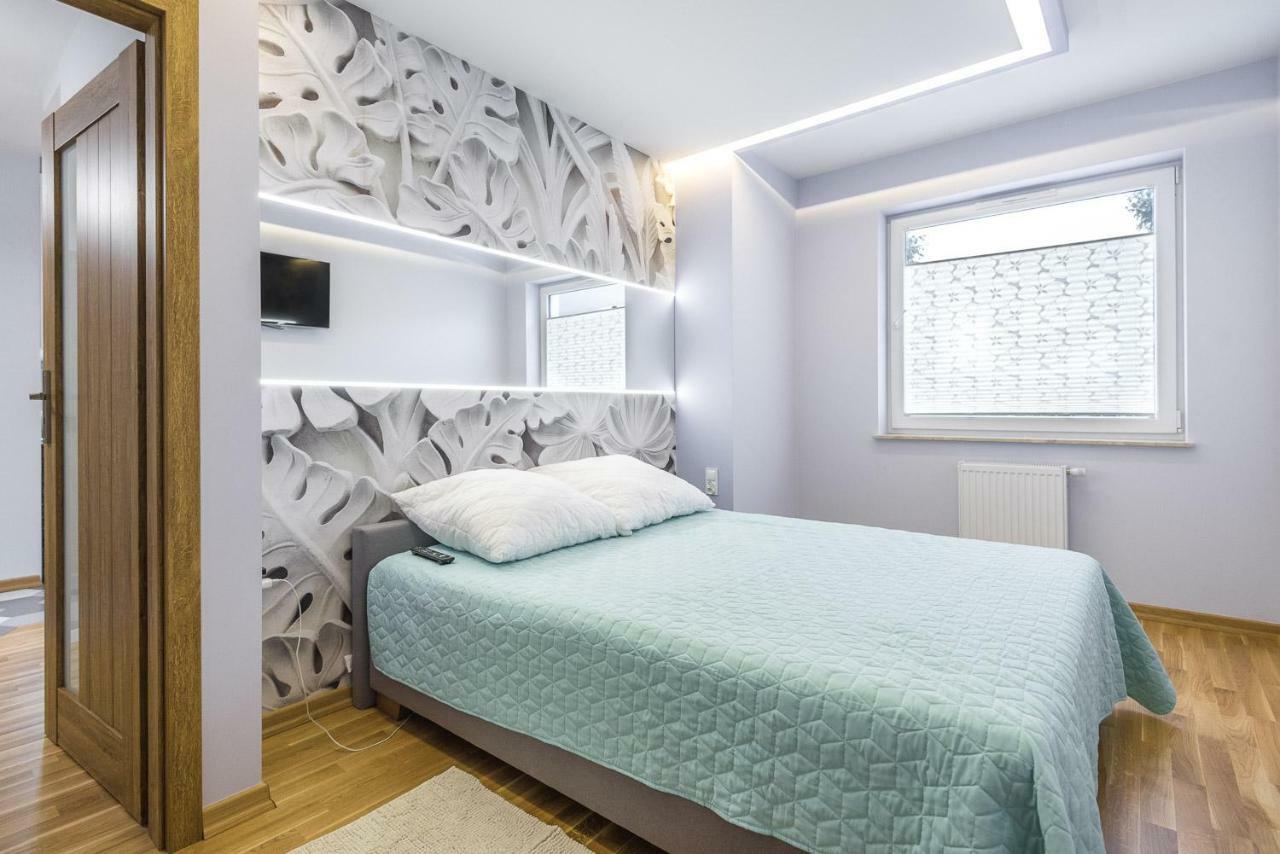 Apartament 48M W Centrum Grojca Grojec  Εξωτερικό φωτογραφία