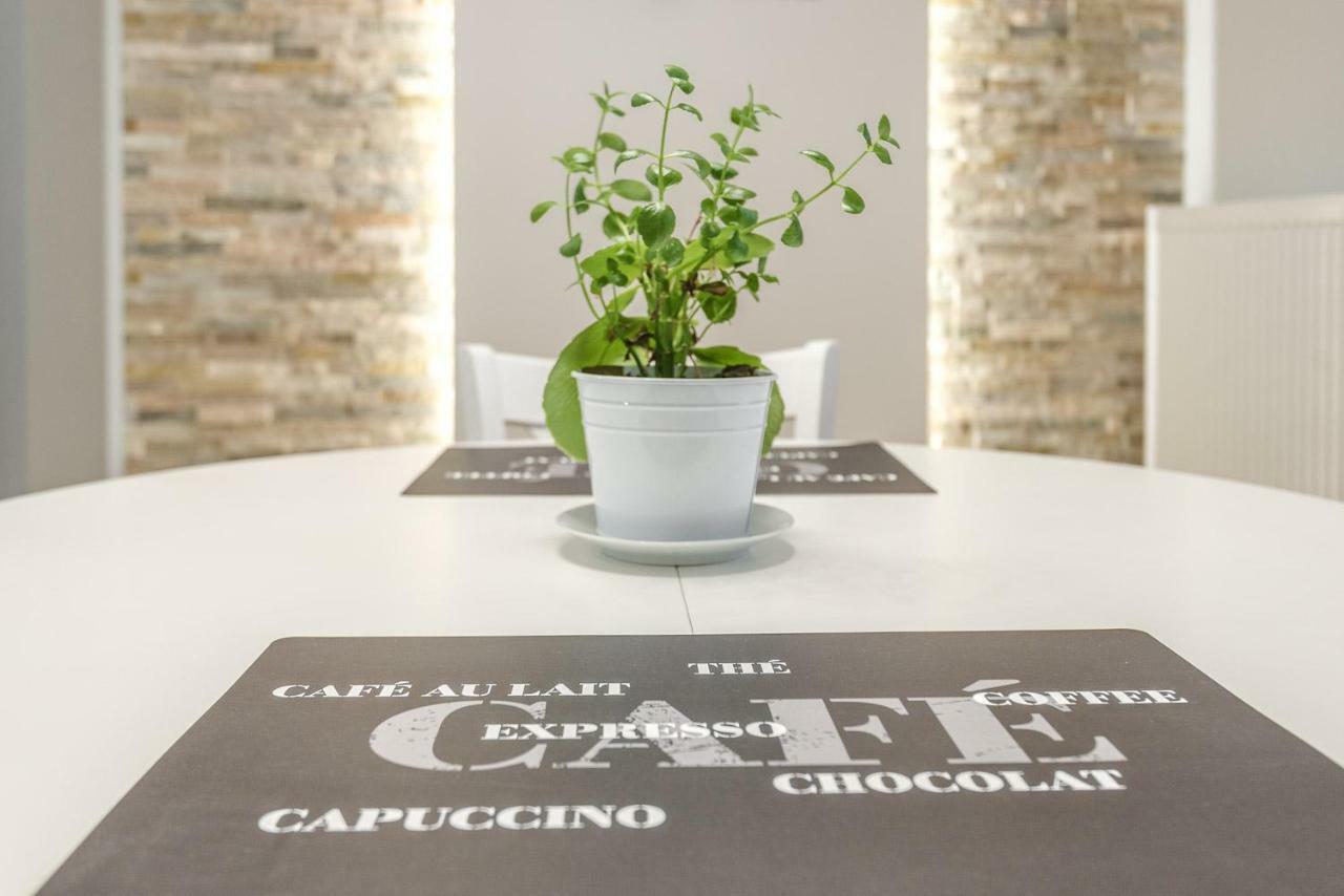 Apartament 48M W Centrum Grojca Grojec  Εξωτερικό φωτογραφία